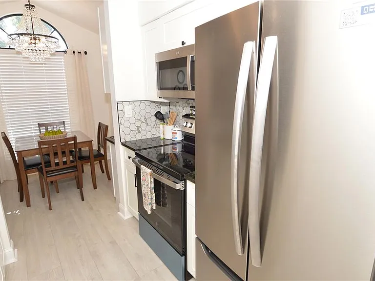 8714 Mallard Reserve Dr #201 — Photo 13
