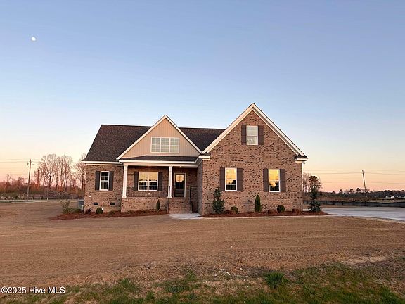 4th image of 7553 Sweetwater Drive