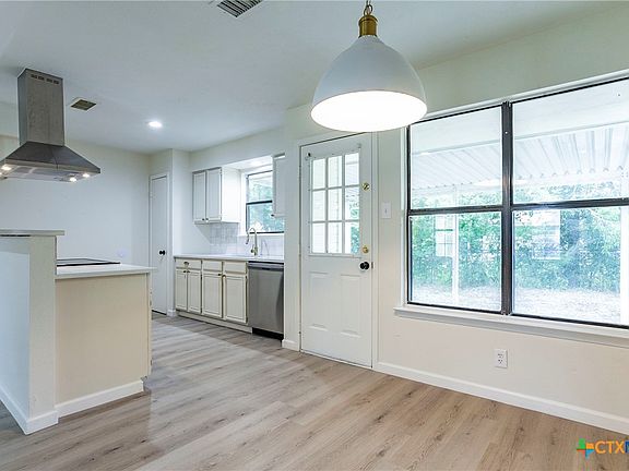 2nd image of 2403 Cross Timber Dr