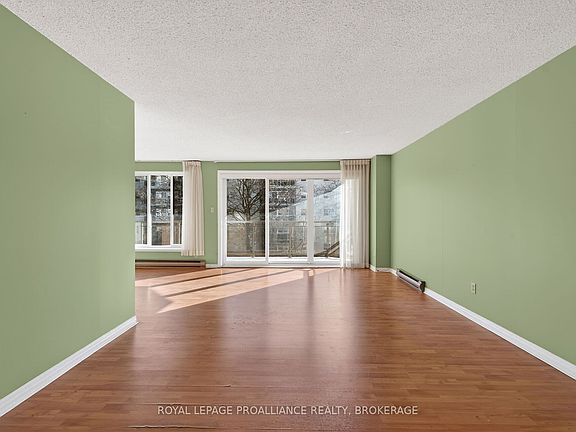 3rd image of 257 Bath Rd #306