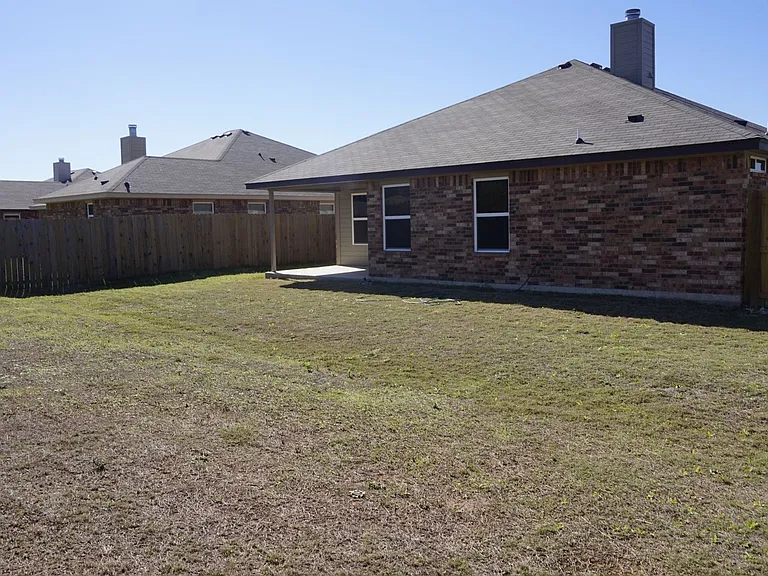 6500 Castle Gap Dr — Photo 16