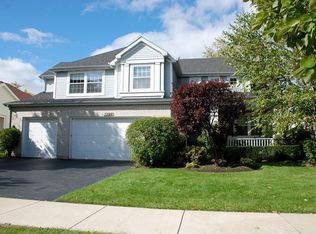 2390 Chambourd Dr, Buffalo Grove, IL