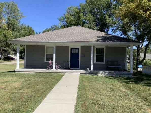 1001 Green St, Harrisonville, MO 64701