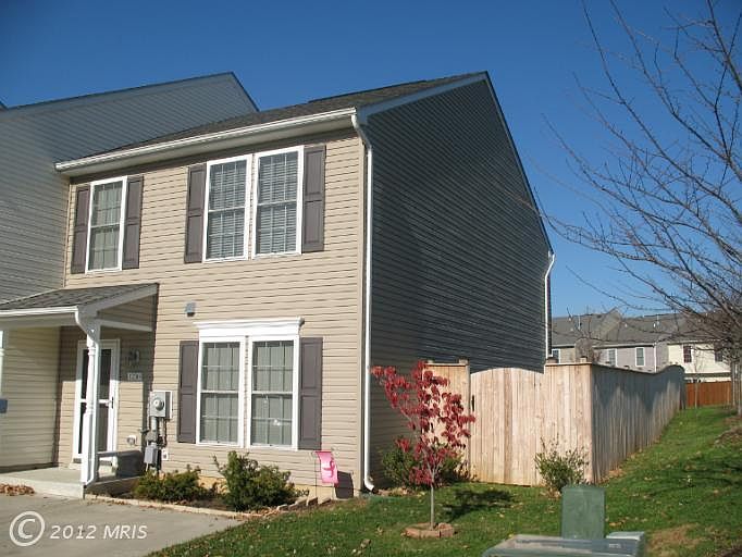 1st image of 1230 Oakwood Dr