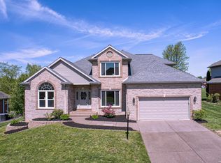 2055 Waters Ridge Dr, Newburgh, IN 47630