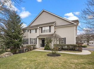 1 Putters Way, Middletown, NY 10940