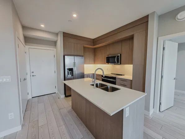 150 Carrington Cres NW Unit 4411, Calgary, AB T3P 1R2