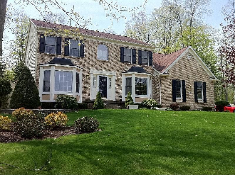 1st image of 155 Curley Dr
