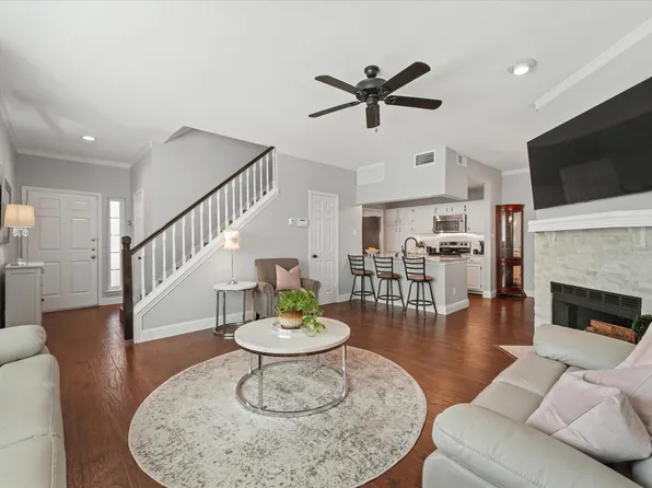 5619 Preston Oaks Rd APT 202, Dallas, TX 75254