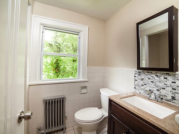 4th image of 25 Jardine Rd