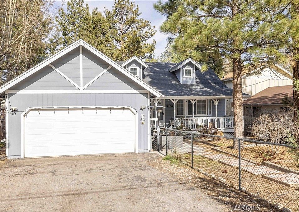 1st image of 260 Turlock Dr