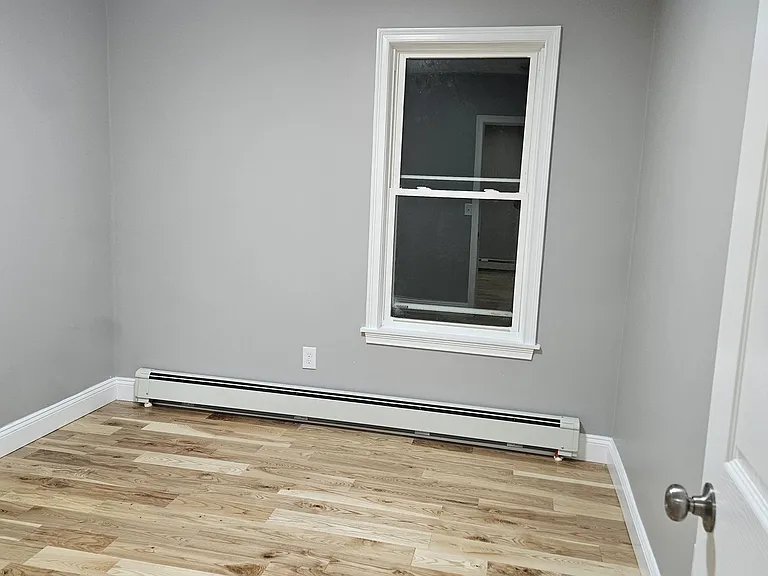 44 3rd St #1 — Photo 11