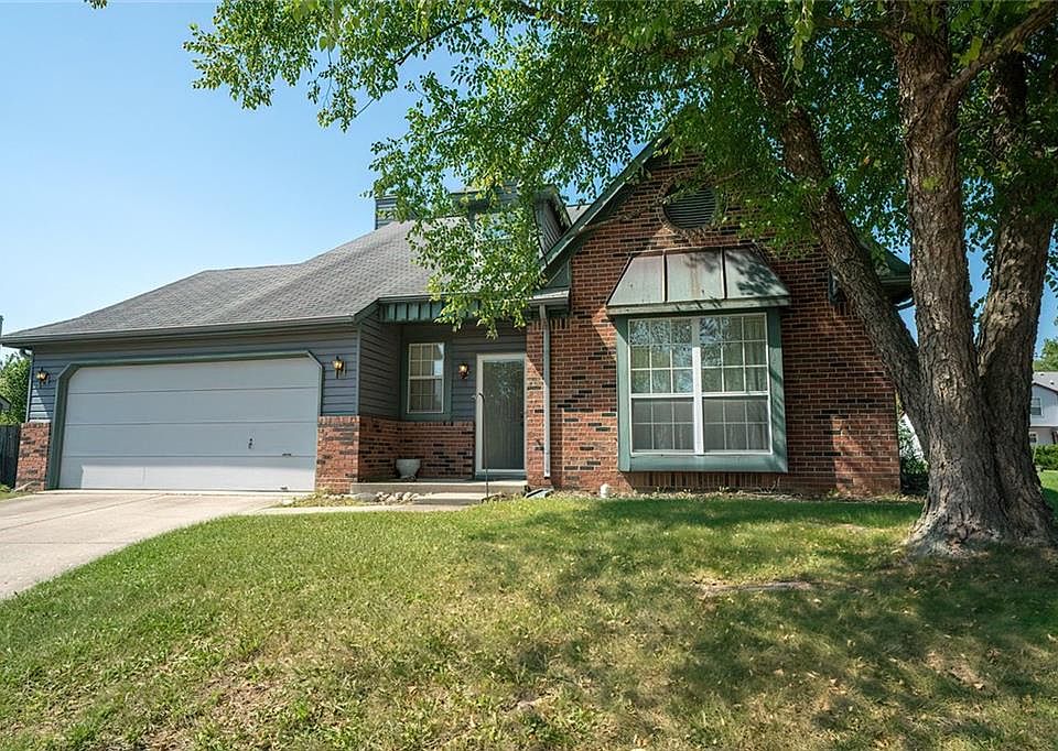 1st image of 6016 Prentis Cir