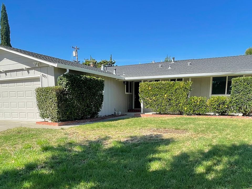 1st image of 889 Cottonwood Dr