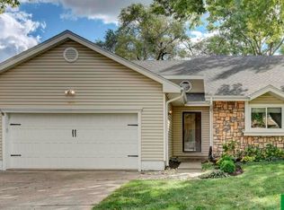 14123 Frances St, Omaha, NE 68144