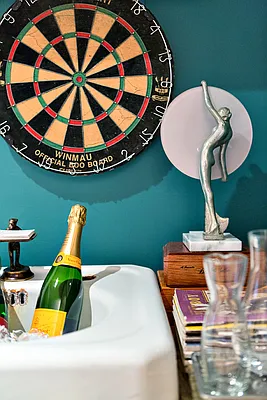 Rented by Compass | media 41