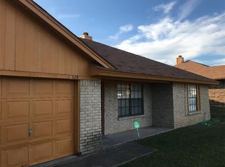 528 Signal Hill Ct S, Fort Worth, TX 76112