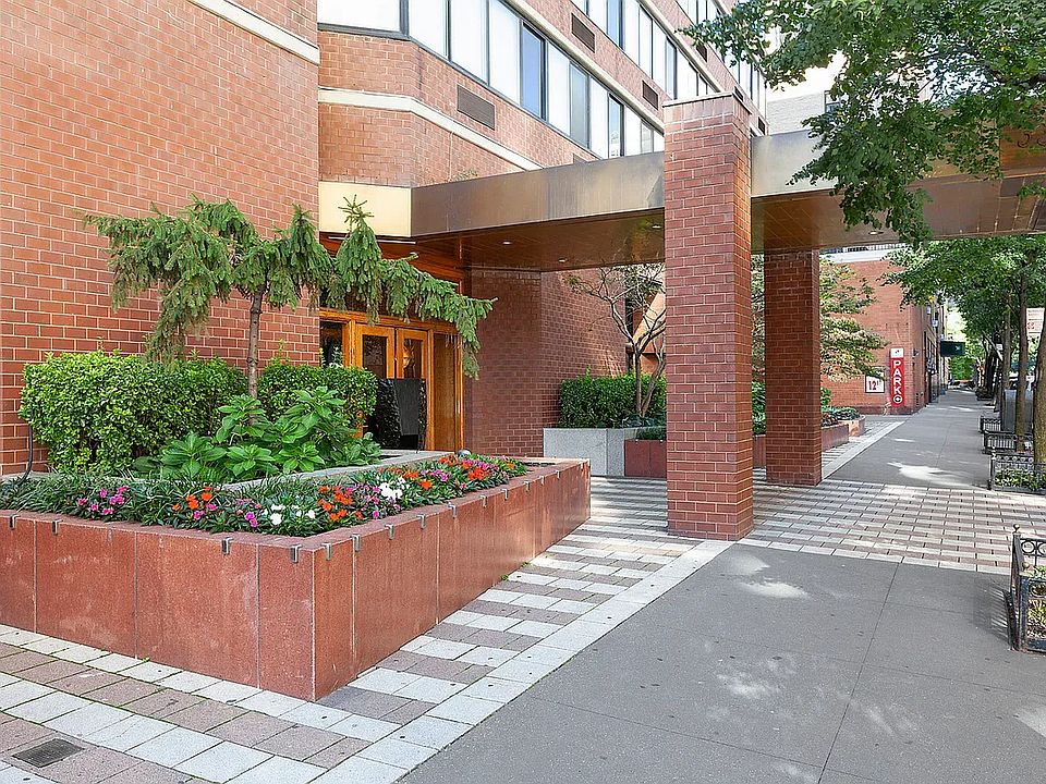 2nd image of 330 E 75th St APT 11L