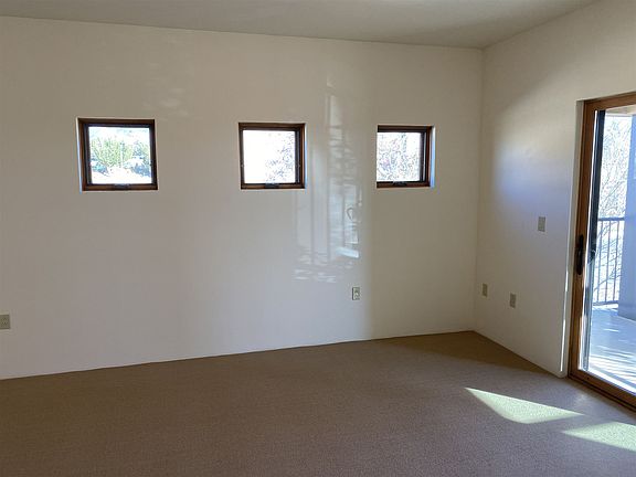 4th image of 2100 Calle De La Vuelta #C