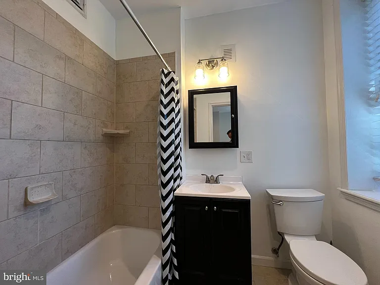 255 Mercer St #3 — Photo 15