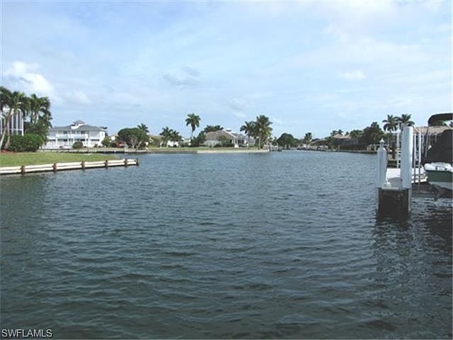 1st image of 1180 Bond Ct