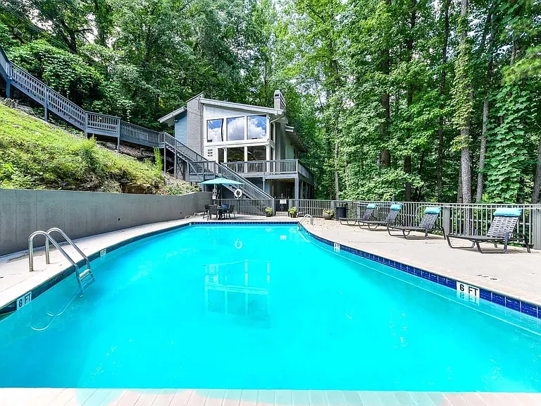 2927 Columbiana Ct — Photo 10