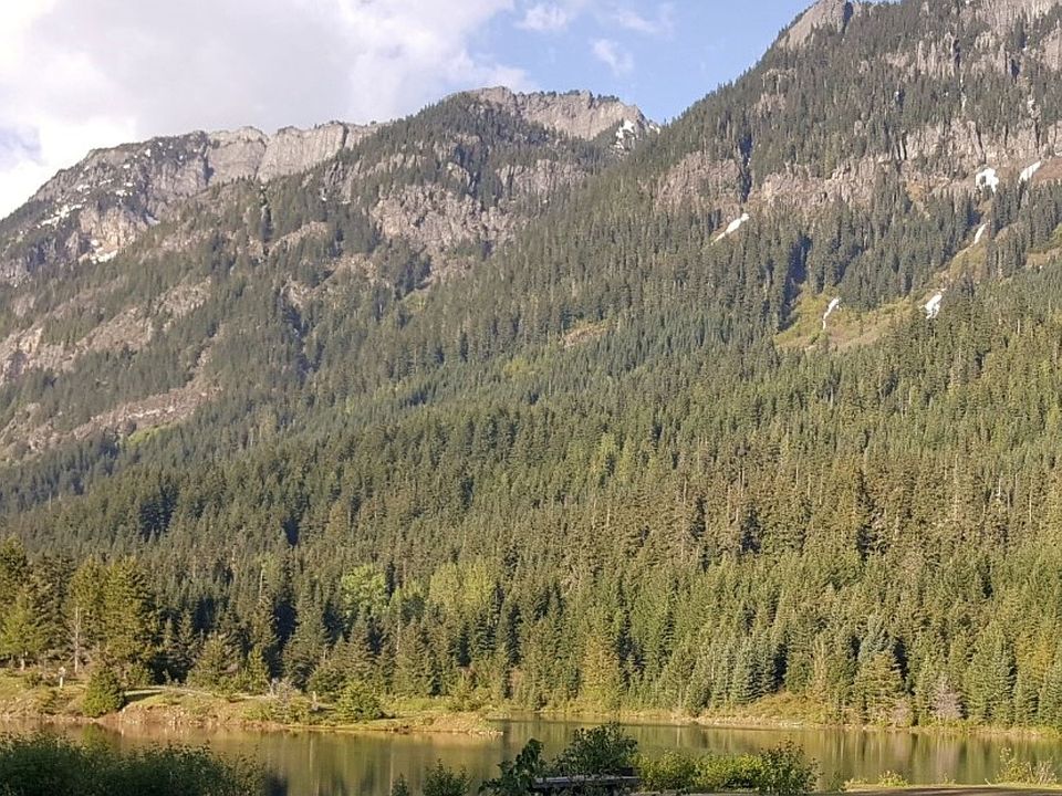 2nd image of 88 Chikamin Peak Rd