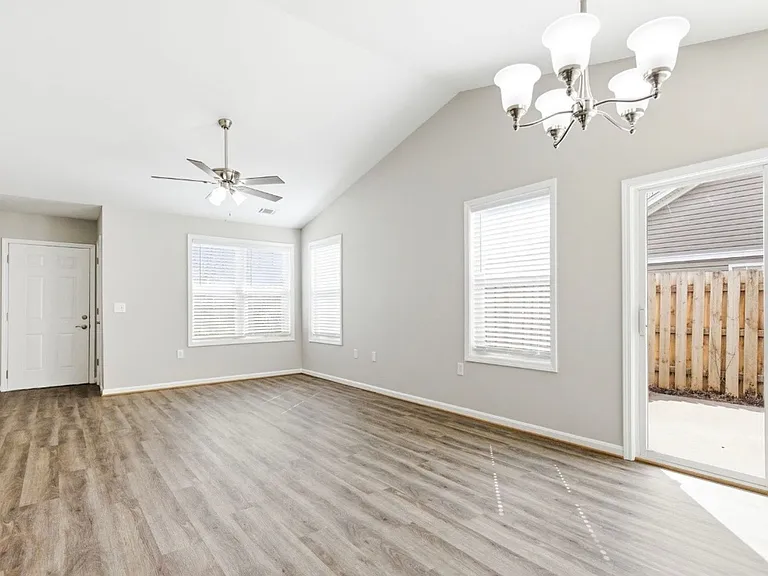 3707 Tuscany Valley Dr — Photo 6