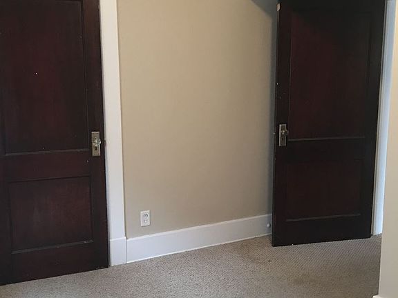 4th image of 3013 Peach St #2