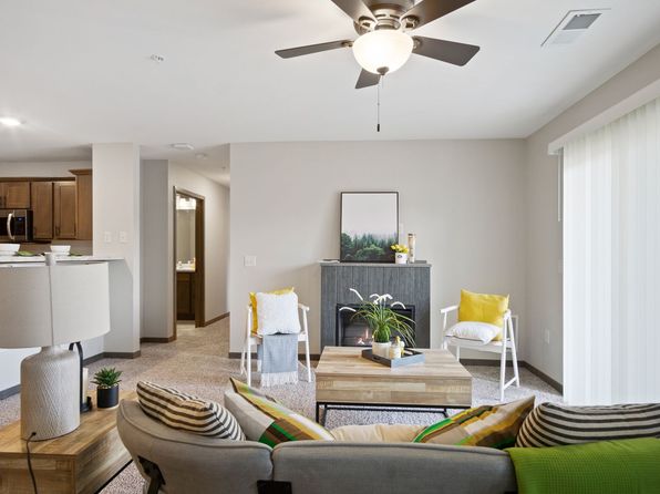 786 Peregrine Cir #10