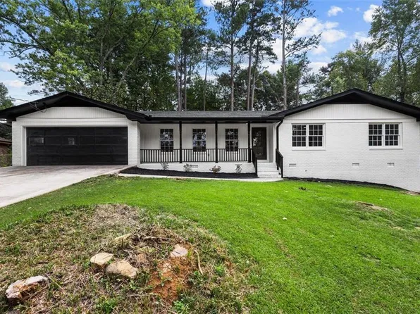 1674 Lamancha Dr NW, Lawrenceville, GA 30044