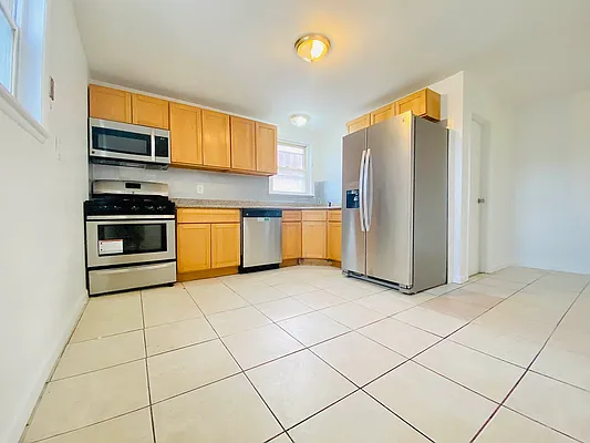 Rented by Aviram Garma, LREB | media 1