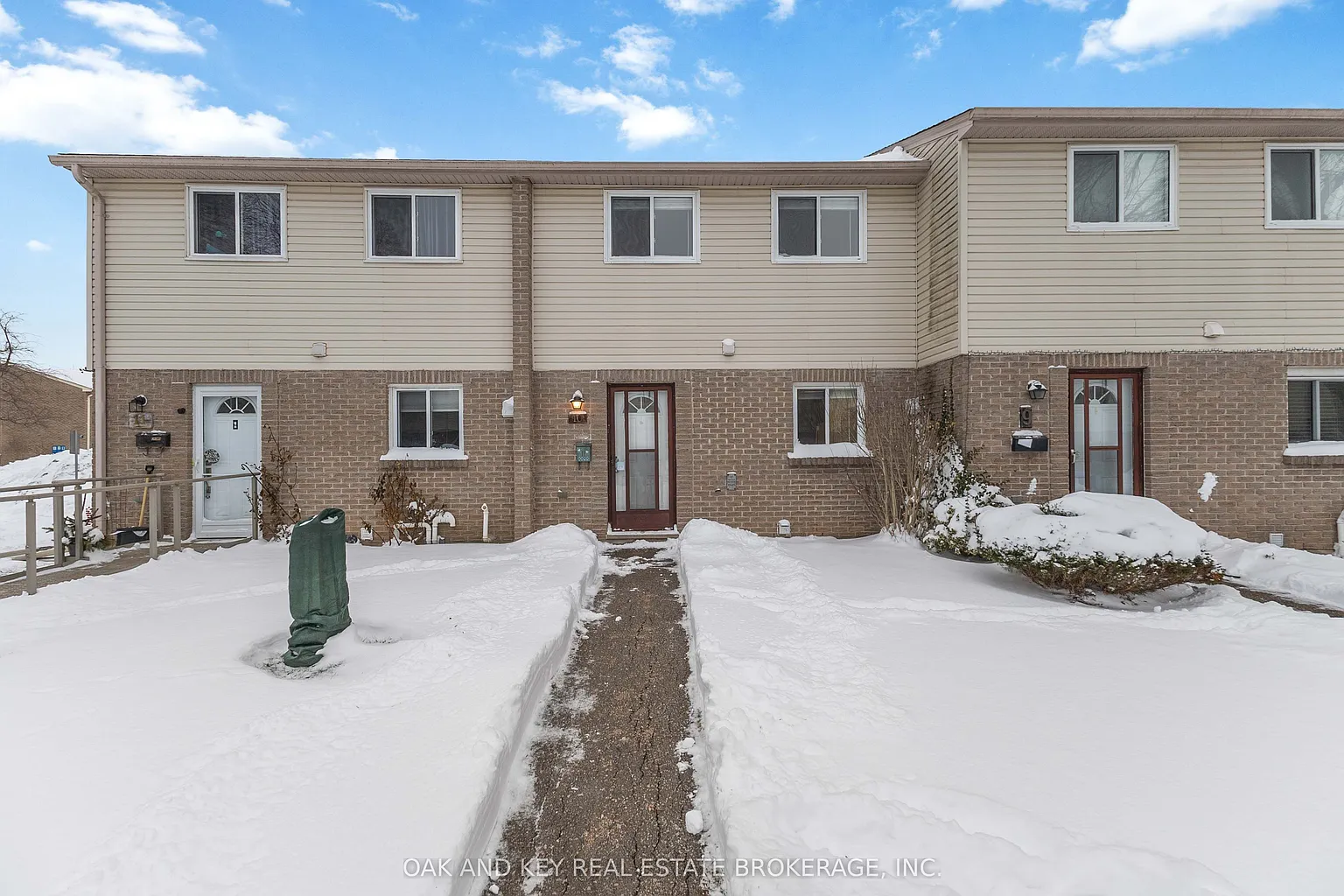 166 Southdale Rd W #10 photo 1