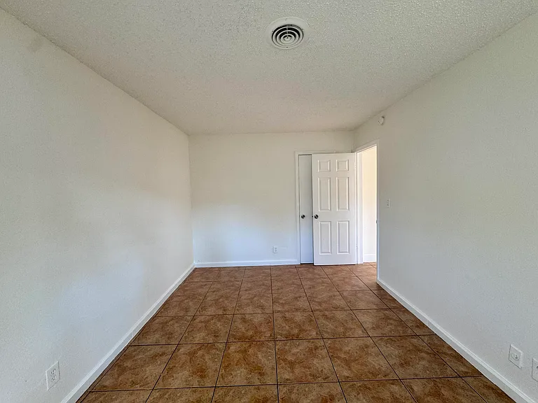 3101 NE 7th Ave #B — Photo 23