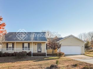 1220 Cabots Ln, Auburn, GA 30011