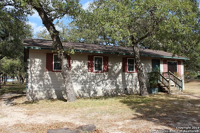 1st image of 3296 County Road 319