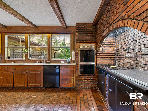 4th image of 32771 Antietam Rd
