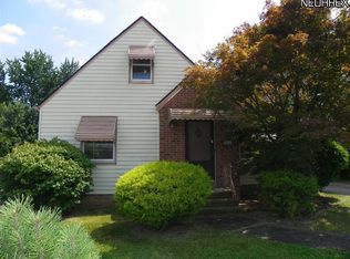 5493 Clement Ave, Maple Heights, OH 44137