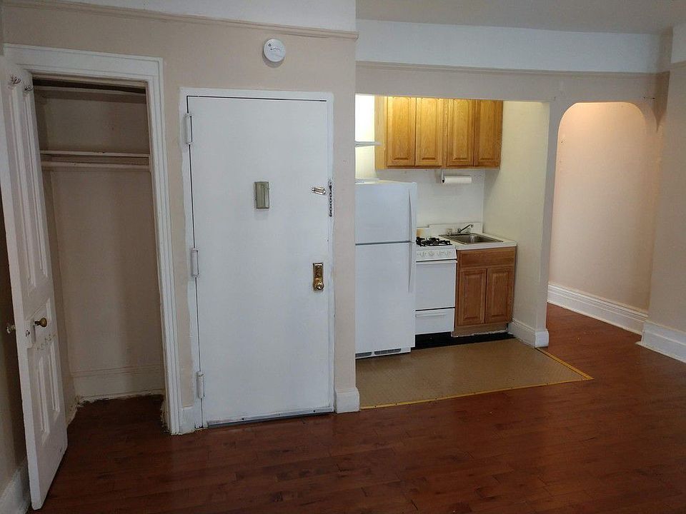 2nd image of 28 W 129th St APT 8