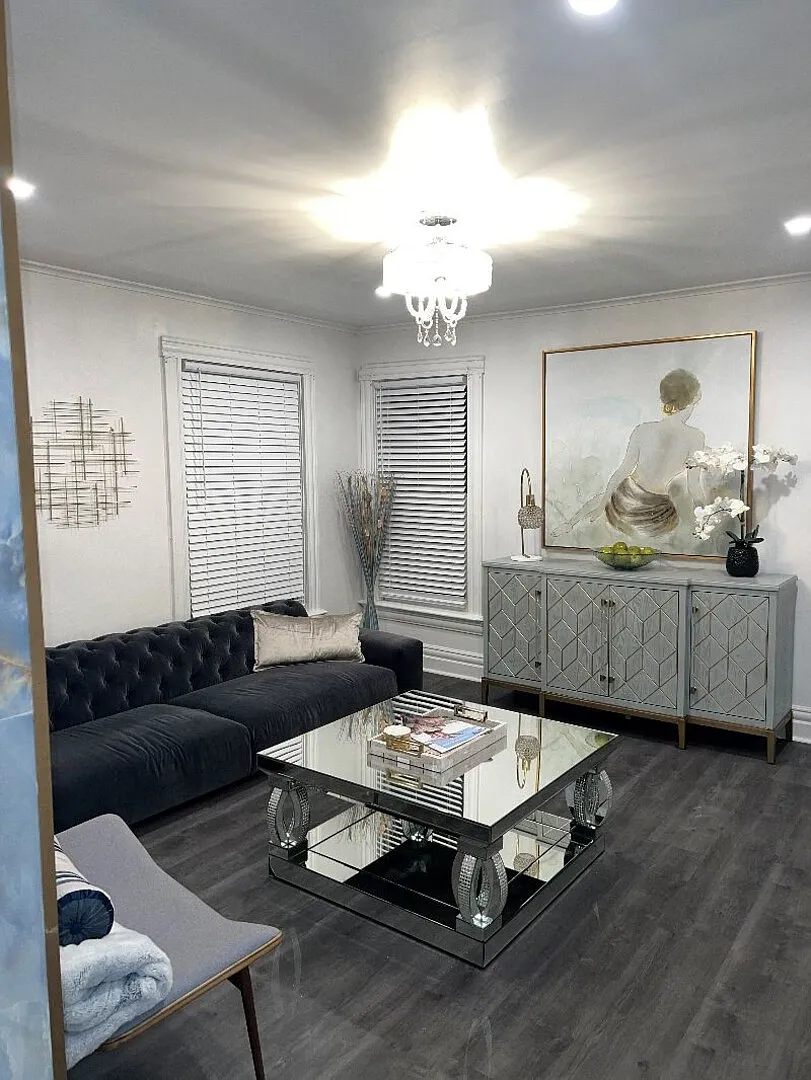 Luxury 1br/1ba Furnished | Parking, Laundry, Utilities Included — Photo 1