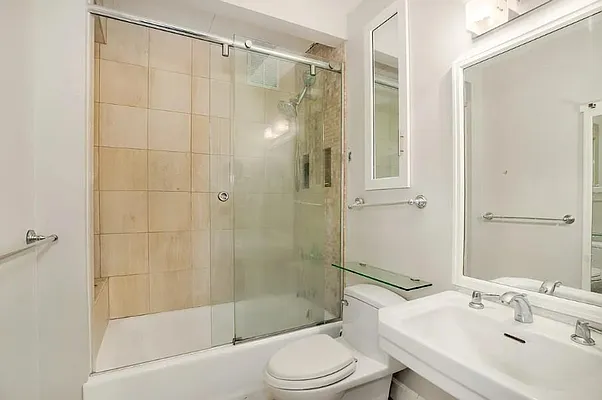 Rented by Douglas Elliman | media 16