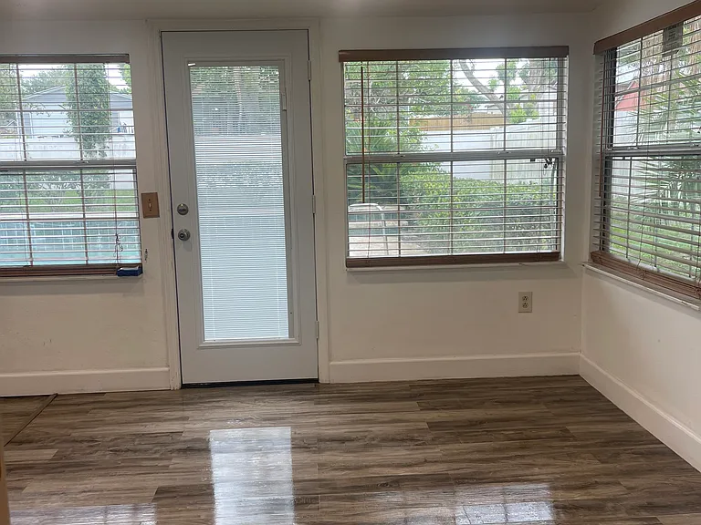 Florida Room/Bonus Room