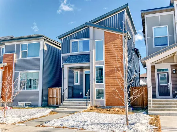 108 W Wolf Creek Mnr SE, Calgary, AB T2X 4A1