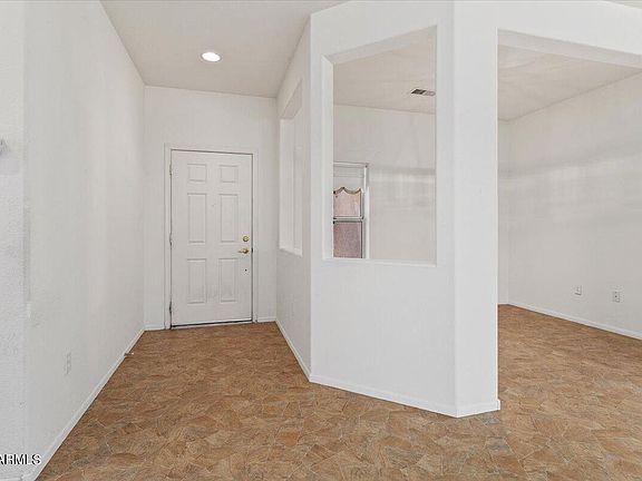 5th image of 22605 N La Paz Ln