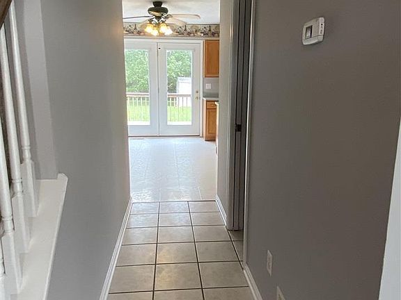 5th image of 165 Byerly Blvd