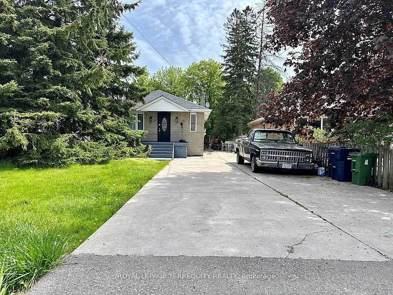 113 Scarboro Ave #BASEMENT — Photo 1