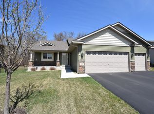 582 Kayla Ln, Hanover, MN 55341