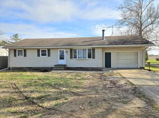 322 4th St, Atalissa, IA 52720
