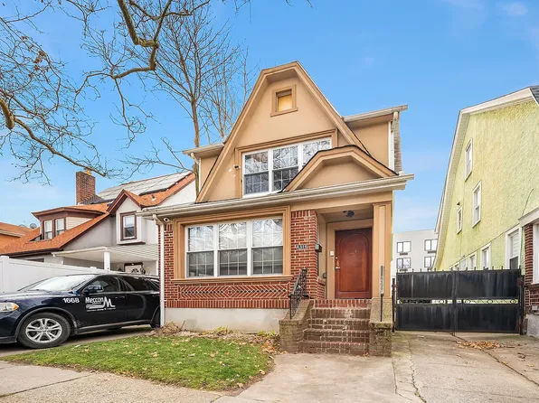 8316 159th St, Jamaica, NY 11432