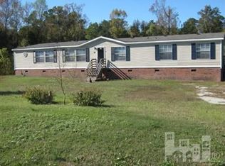 94 Victory Way, Burgaw, NC 28425